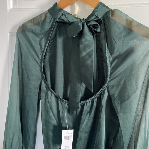 A&F green satin bodysuit - Picture 3 of 4